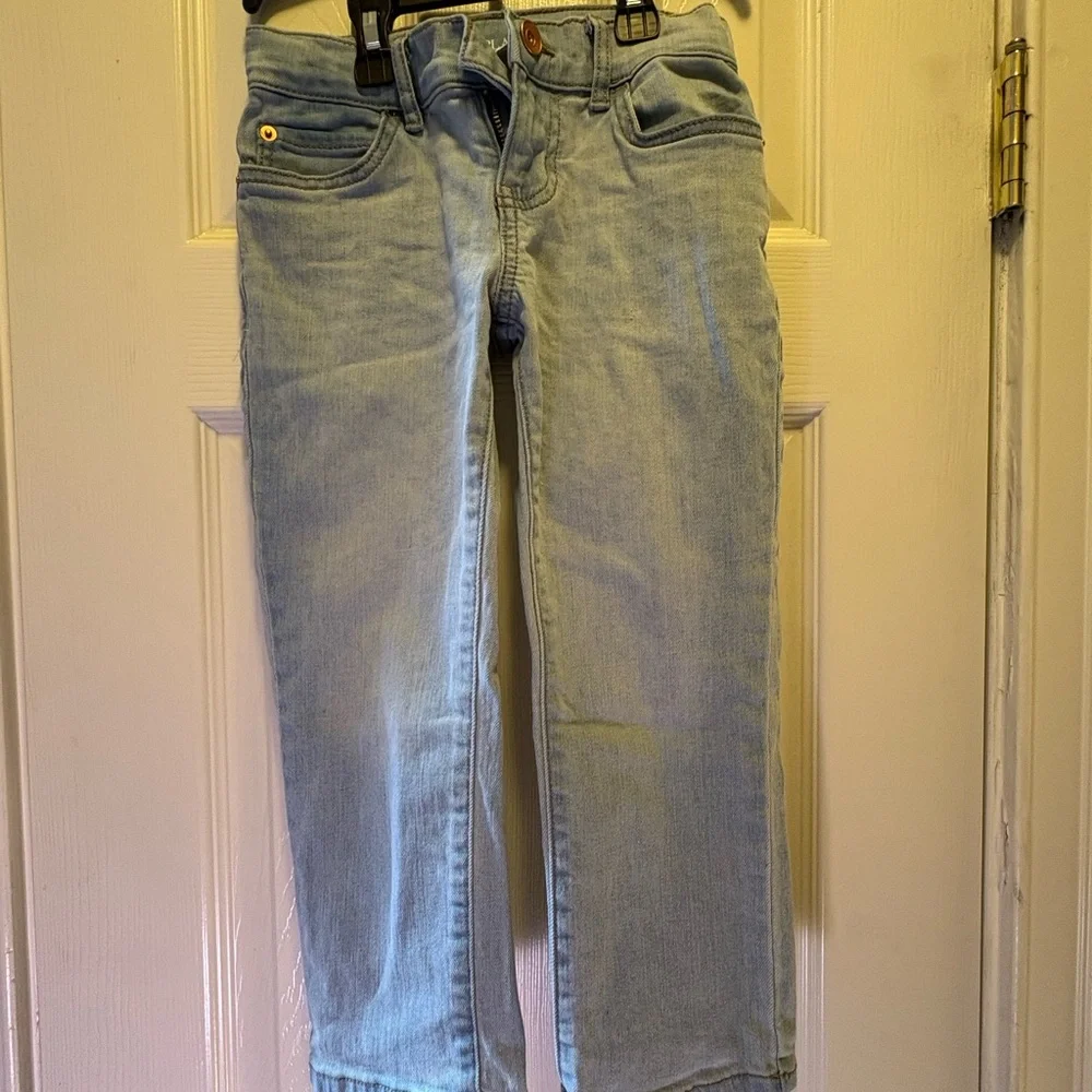 The Children’s Place boys Light Blue Denim jeans‎ size 5